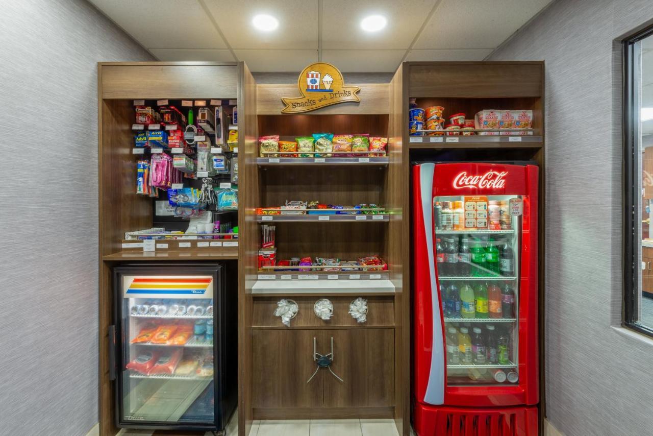 Holiday Inn Express Hotel & Suites Erie An Ihg Hotel Норт-Ист Экстерьер фото